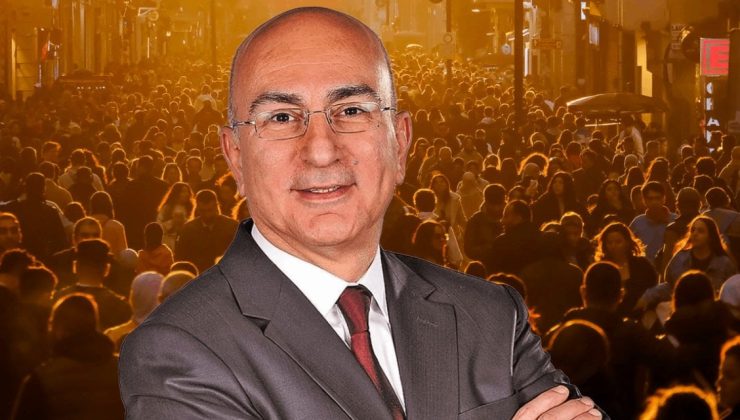 Mahfi Eğilmez’den Çarpıcı ‘Enflasyon’ Verileri: Kredi Kartı Harcamaları Enflasyonla Yarışıyor