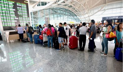 Tüm Havalimanlarında Zorunlu Oldu! Bunu Yapan Hem Uçağa Alınmayacak Hem De Ceza Ödeyecek!