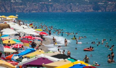 Turizmcilerden Yunan adası isyanı! “Vatan haini olduk”