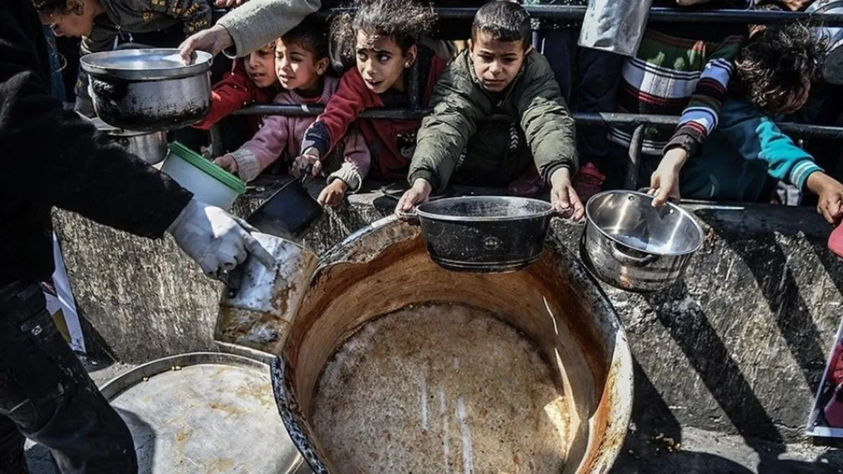 Gazze soykırımında bir çocuk daha açlıktan öldü!