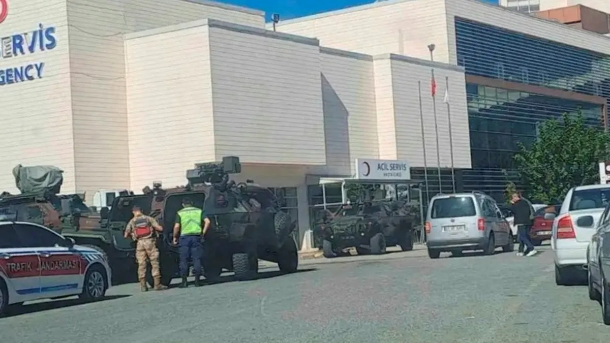 Muhtarlar gününde, iki muhtar arasındaki arazi kavgasında kan aktı