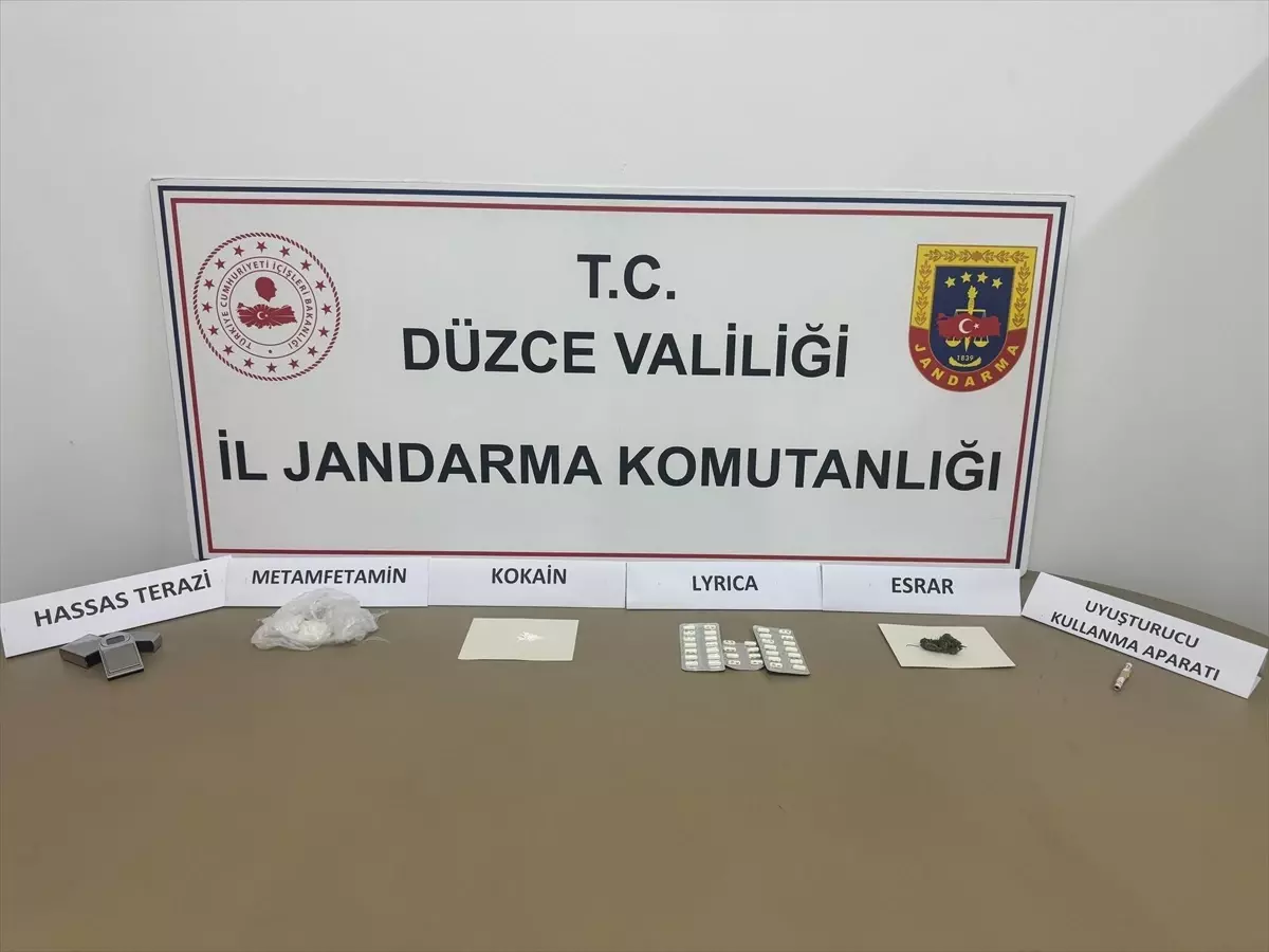 Düzce’de Uyuşturucu Operasyonu: 2 Tutuklama