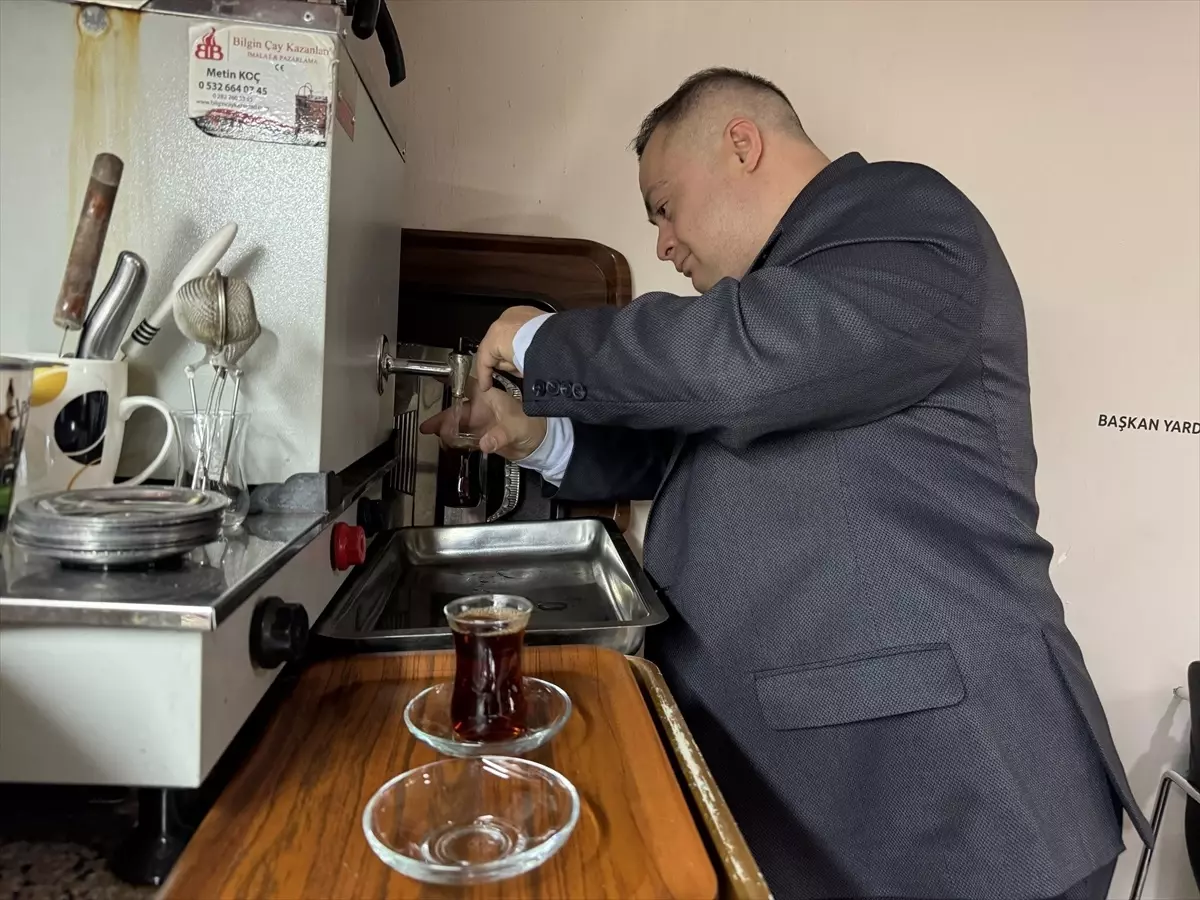 Oğuzhan Ayas: Çay Ocağı Başkanı